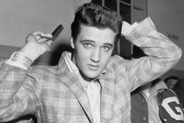 Elvis Presley’nin Rekoru Egale Edildi
