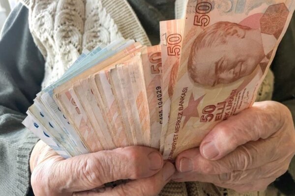 Emekli Maaşı Ödeme Takvimi Değişti! SSK Ve Bağ-Kur Güncel Tarihler
