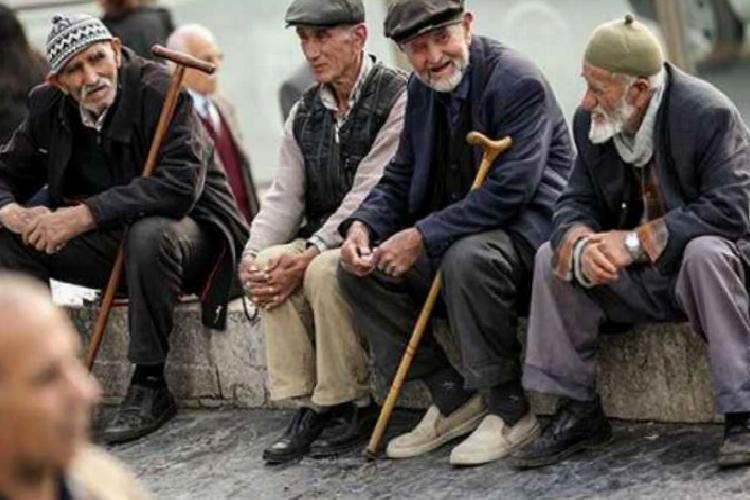 emeklinin yüzde 25 artırımı gündemden düşmüyor