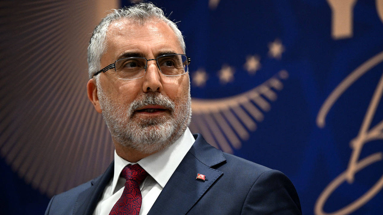 emekliye 5 bin tl Ödenmesine yönelik bakan işıkhandan açıklama geldi