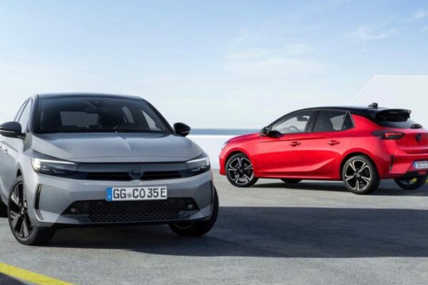 Emre Özpeynirci Opel Corsa’daki büyük fiyat indirimini duyurdu!
