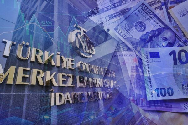 Enflasyon ve Dolar Tahminleri Aşağı Çekildi