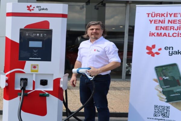 Enyakıt Yüksek Hızlı Şarj Ağını Geliştirmek Çalışıyor