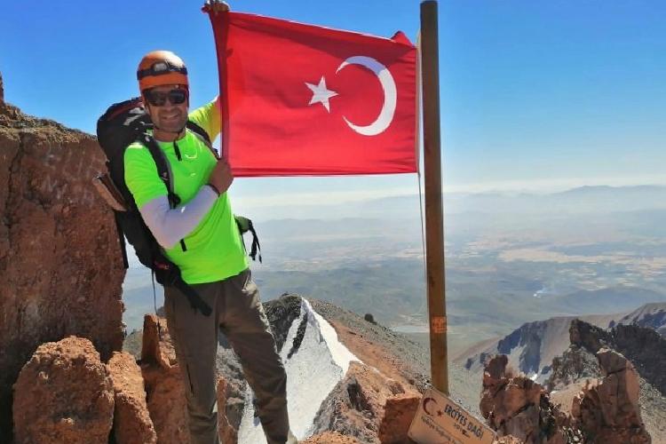 erciyes tepe tırmanışı muvaffakiyetle tamamlandı