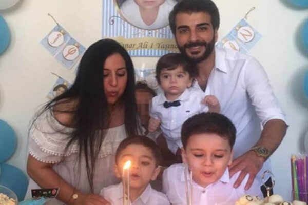Eşi Tarafından Öldürülen Kadın Ve Çocukları Son Yolculuklarına Uğurlandı