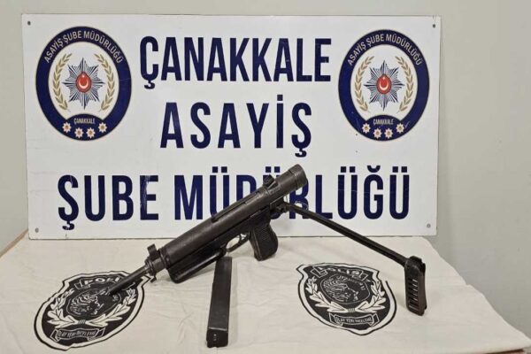 Evinde Otomatik Tabanca Bulunan Kişi Gözaltına Alındı