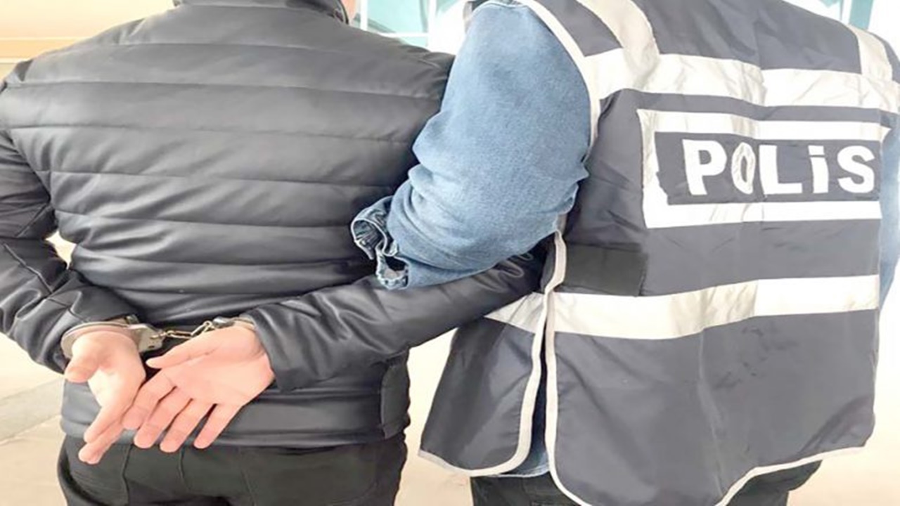 evinde uyuşturucu Üretimi yapan Şahıs yakalandı