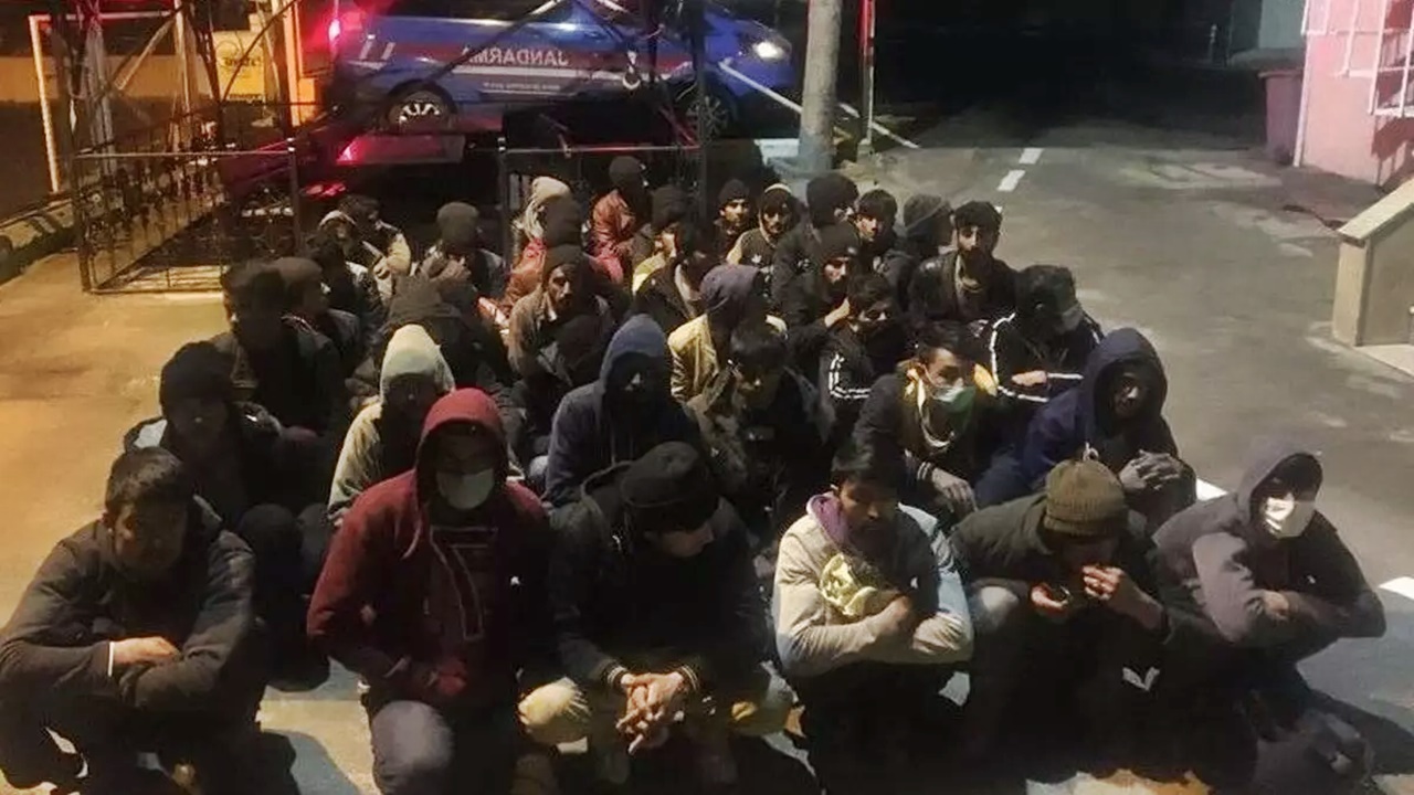 eylül ayında sakaryada 282 düzensiz göçmeni yakalandı