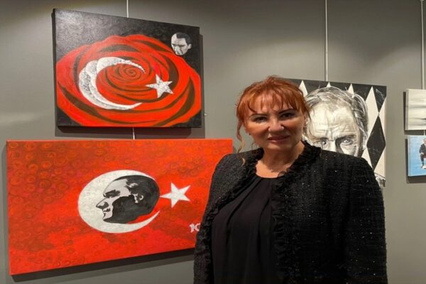 F Sanat Galerisi Cumhuriyet’in 100. Yılını Ünlü Sanatçıların Eserleriyle Kutluyor
