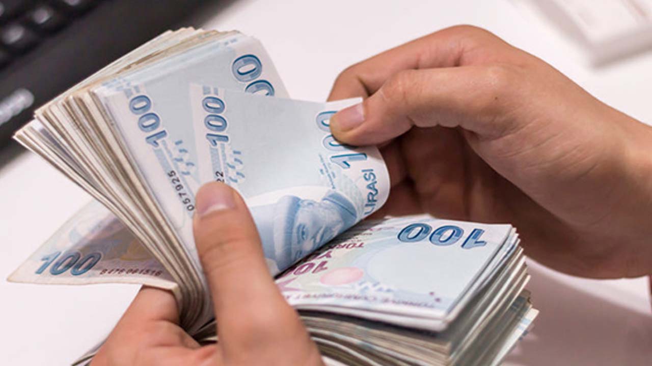 faizsiz ve masrafsız anında kredi veriliyor hem de hiç Şubeye gitmeden
