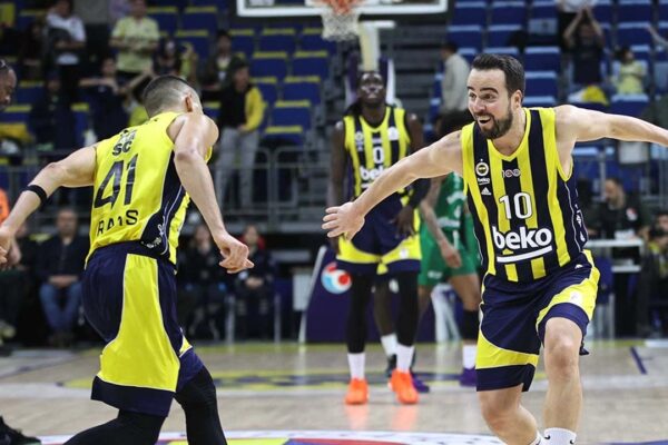 Fenerbahçe Beko, Bursaspor İnfo Yatırım’ı Mağlup Etti