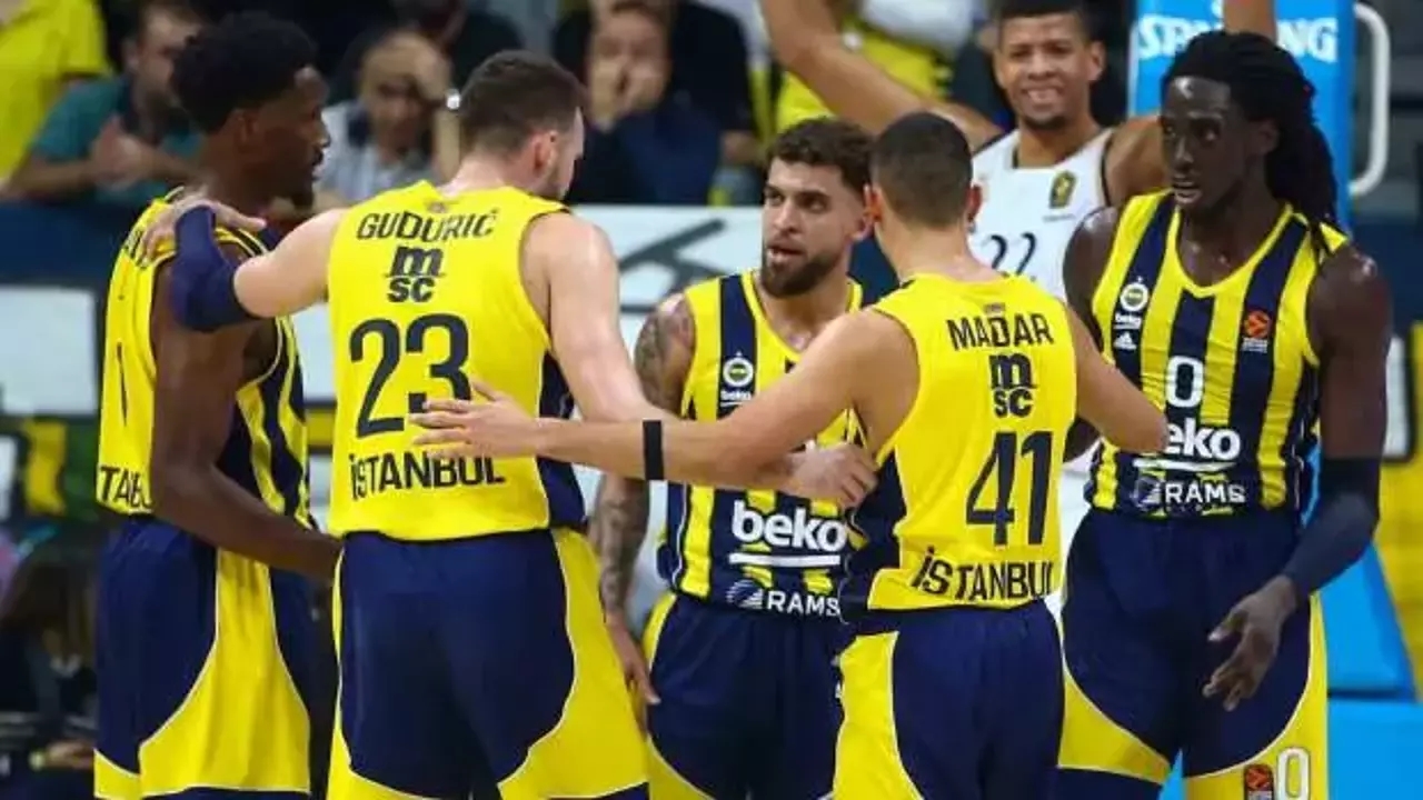 fenerbahçe deplasmanda barcelonaya yenildi