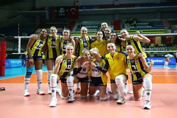 Fenerbahçe Opet, Sc Potsdam’a Konuk