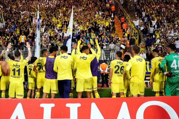 Fenerbahçe Taraftarı Filistin’e Destek Verdi: Kahrolsun İsrail Yaşasın İsmail