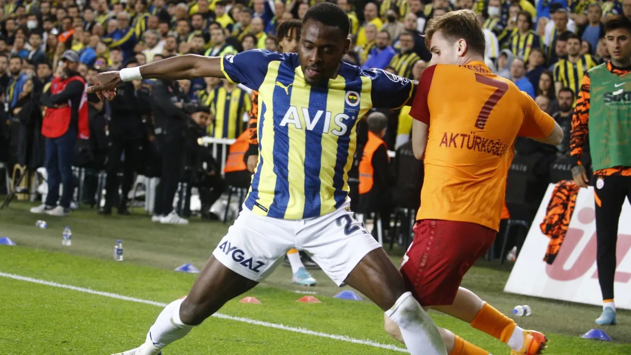 fenerbahçe ve galatasaray hem ligi hem avrupayı domine etti