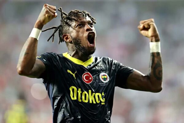 Fenerbahçe’de Fred ve Becao Şoku! Brezilyalı Yıldız En Az 2.5 Ay Yok