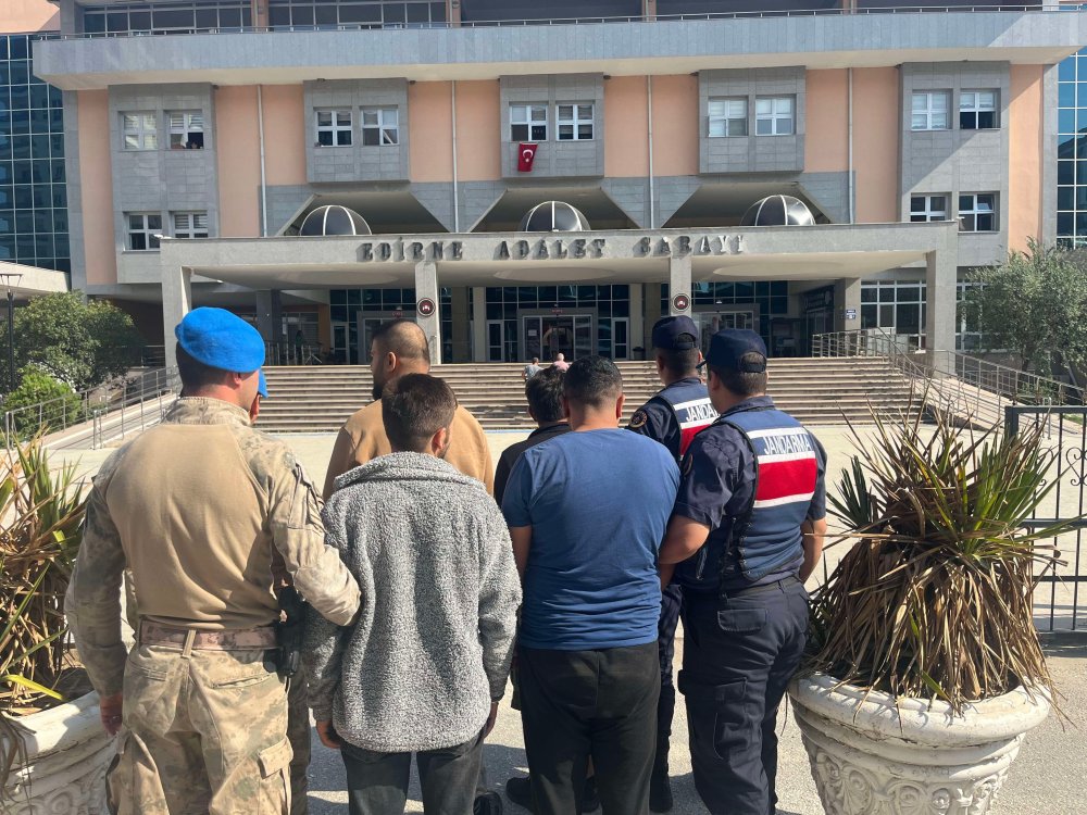 FETÖ Şüphelileri Edirne'de Yakalandı: 8'i Tutuklandı