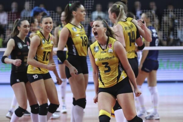 Filede Zafer Vakıfbank’ın