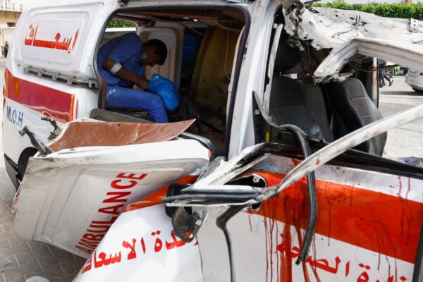 Filistin Kızılayından Açıklama Geldi!  İsrail Gazze’de bir Ambulansı Vurdu