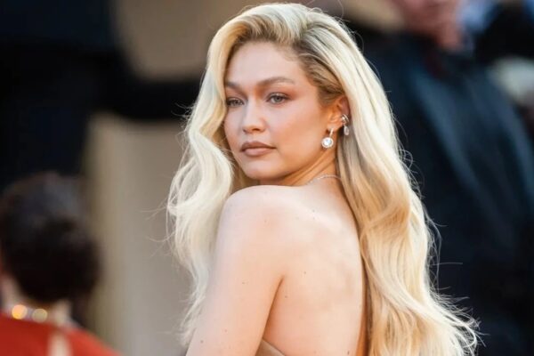 Filistin Kökenli Gigi Hadid Sessizliğini Bozdu