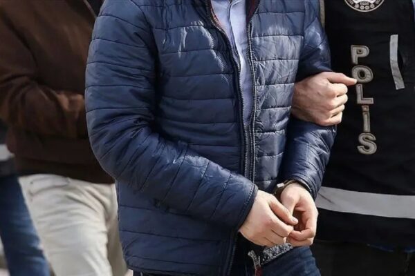 Film Gibi Dolandırıcık Hikayesi: Önce Dolandırdı Sonra Da Kendini İhbar Etti