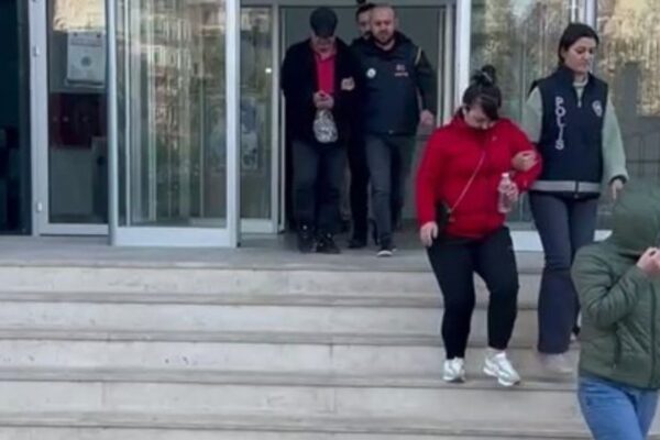 Fuhuş Operasyonunda 3 Kişi Tutuklandı