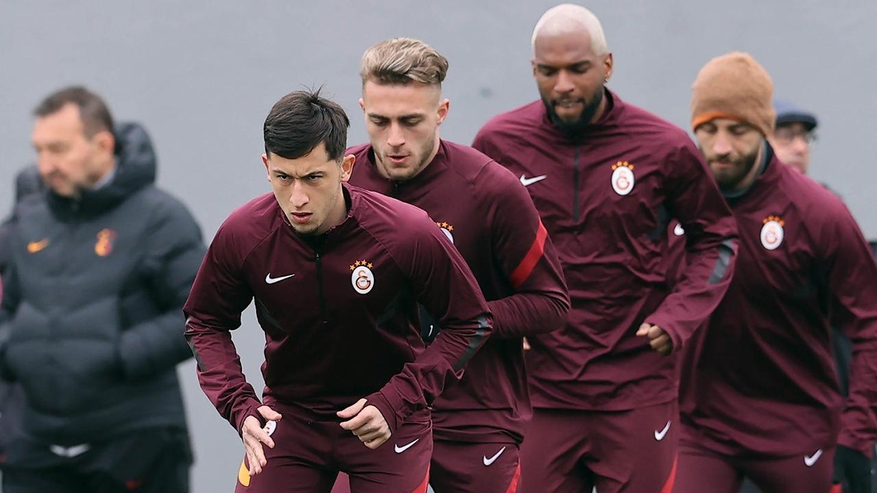 galatasaray fatih karagümrük maçının hazırlıklarına devam ediyor