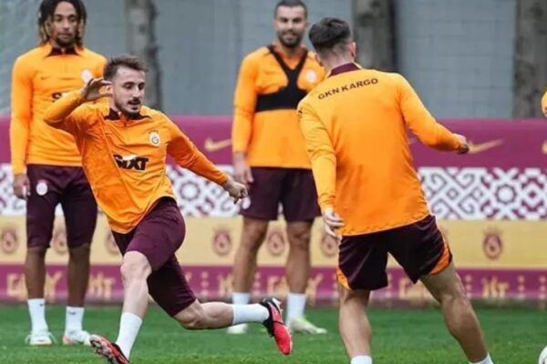 Galatasaray, Manchester United Maçı İçin Antrenmanlara Başladı