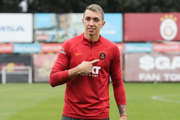 Galatasaray Muslera İle Yeni Sözleşme Görüşmelerine Başladı
