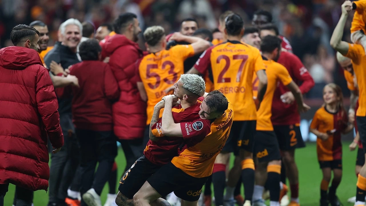 galatasaray yönetimi kesenin ağzını açtı dudak uçuklatan prim