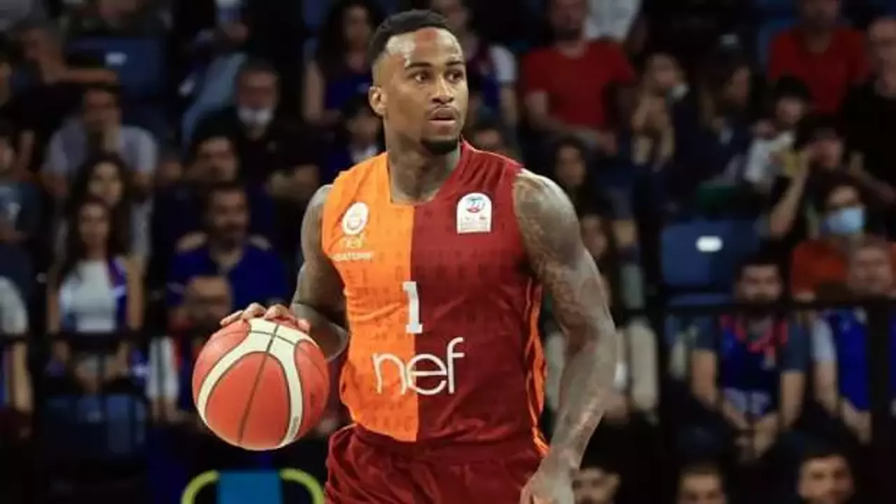 galatasaraya yeni transfer dee bost geri geldi