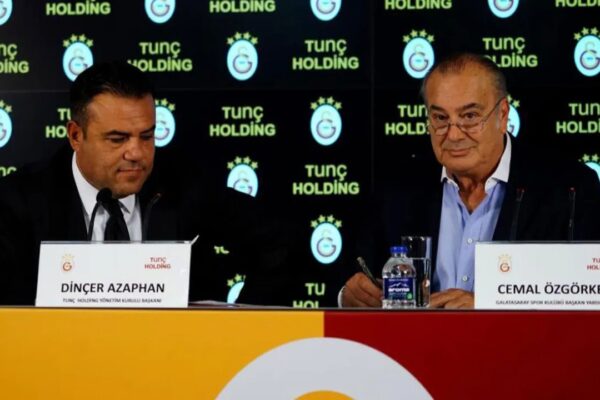 Galatasaray’da Kriz! Resmi Hesaptan İstifa Etti
