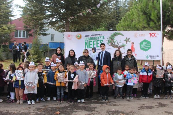 “Geleceğe Nefes Cumhuriyet’e Nefes” Fidan Dikim Etkinliği