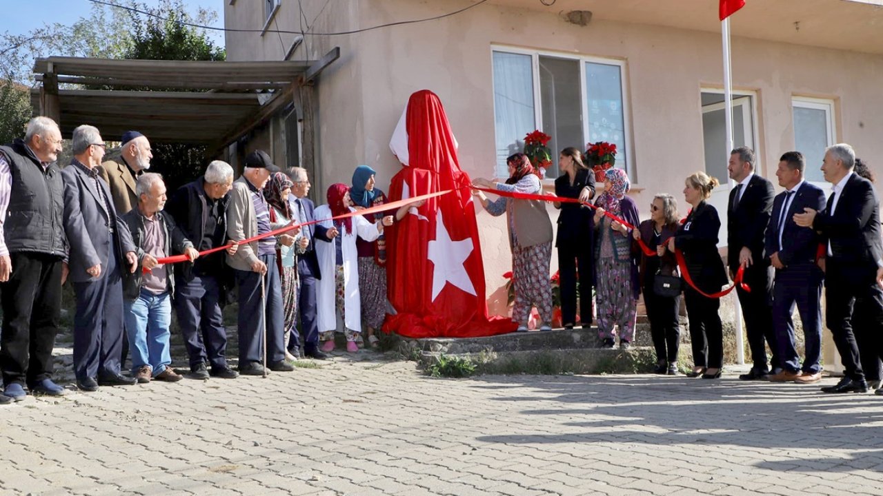 geliboluda 2 köye atatürk büstü yapıldı