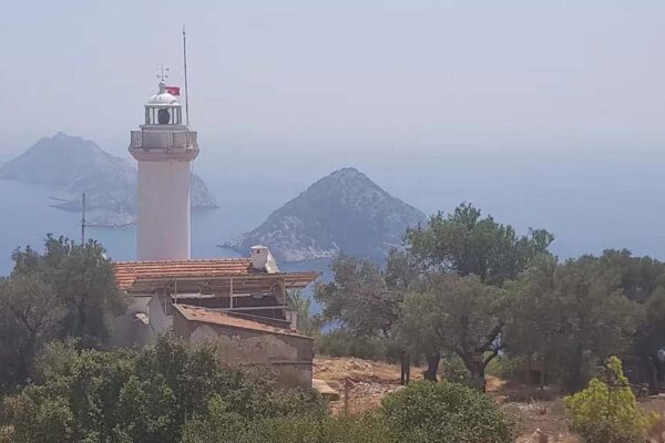 Gemilerin Kılavuzu: Gelidonya Feneri Nerede, Nasıl Gidilir?