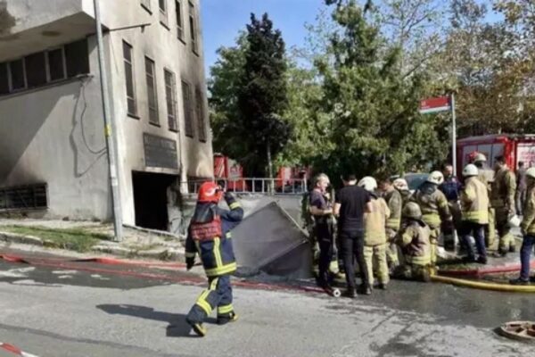 Geri Dönüşüm Atölyesinde Patlama: 5 Yaralı