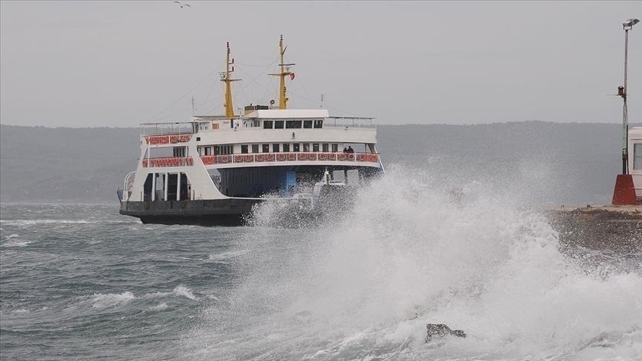 gökçeada ve bozcaada arabalı vapur seferleri İptal edildi
