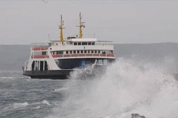 Gökçeada Ve Bozcaada’ya Yarın Feribot Seferleri Yapılamayacak