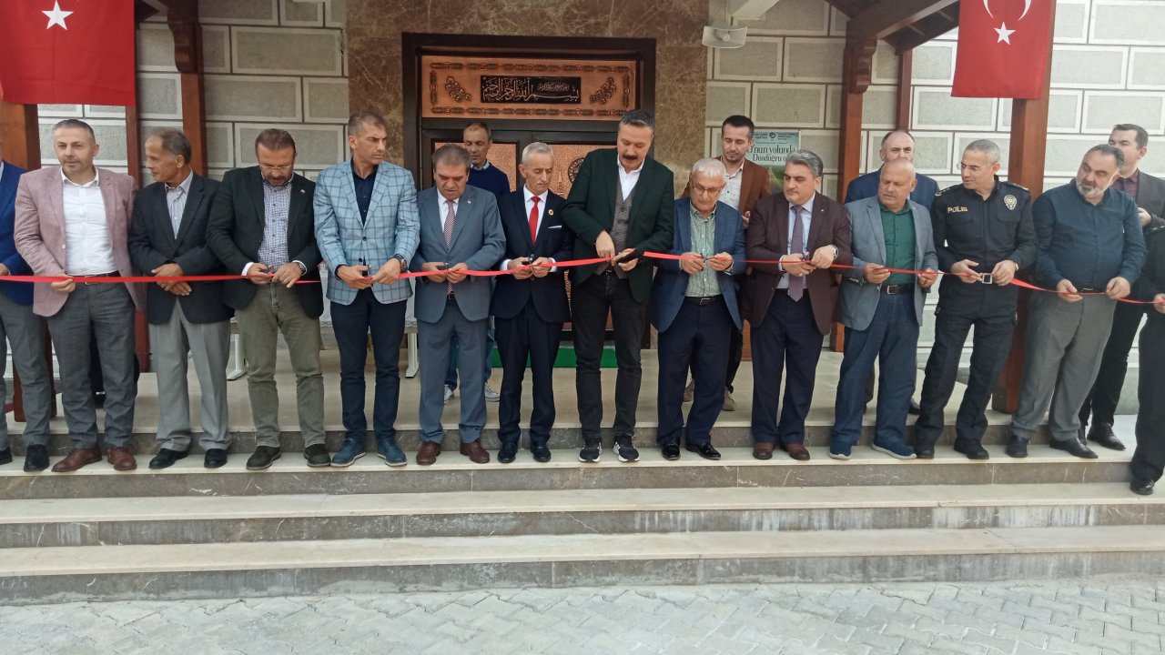 gölcük panayır camisi İbadete açıldı