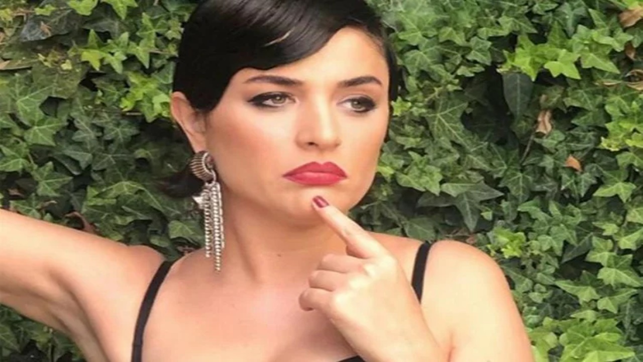 gonca vuslateri 25 aylık hamile
