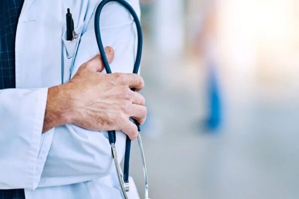 Görevi Kötüye Kullandığı İddia Edilen Doktor Tutuklandı