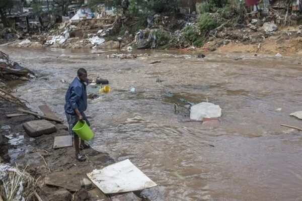 Güney Afrika’da Sel Felaketi