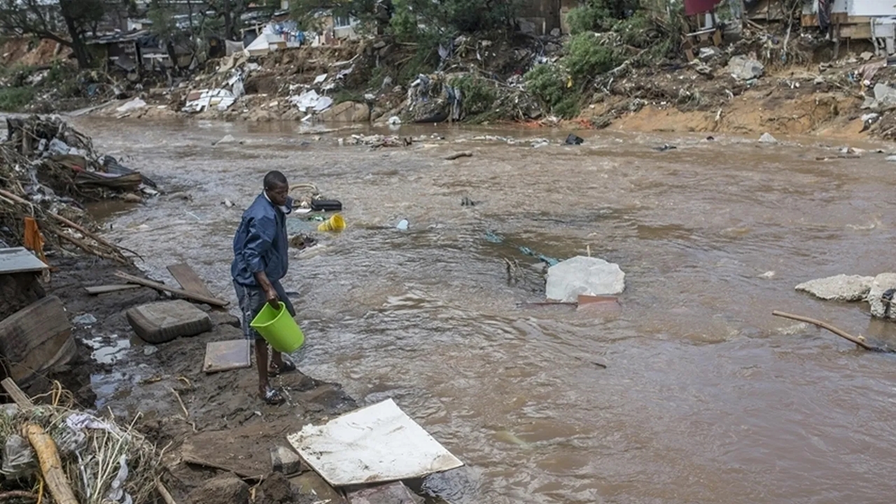 Güney Afrika’da Sel Felaketi