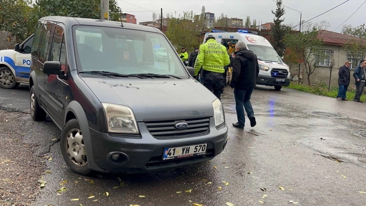hafif ticari aracın Çarptığı Çocuk yaralandı