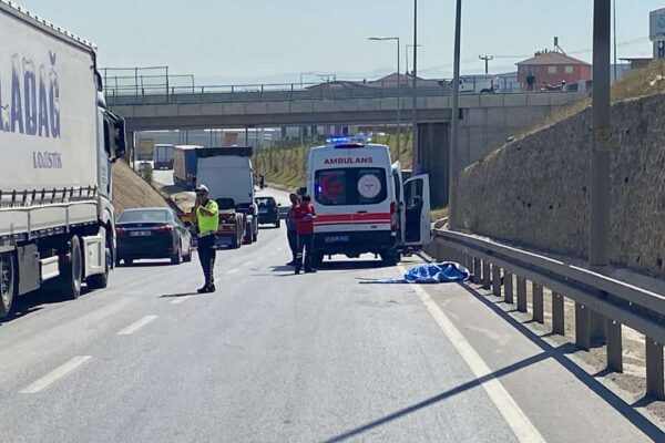Hafriyat Kamyonuyla Çarpışan Motosikletli Kurye Hayatını Kaybetti