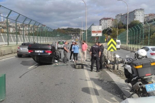 Haliç Köprüsü’nde Devrilen Otomobil Trafik Yoğunluğu Yarattı