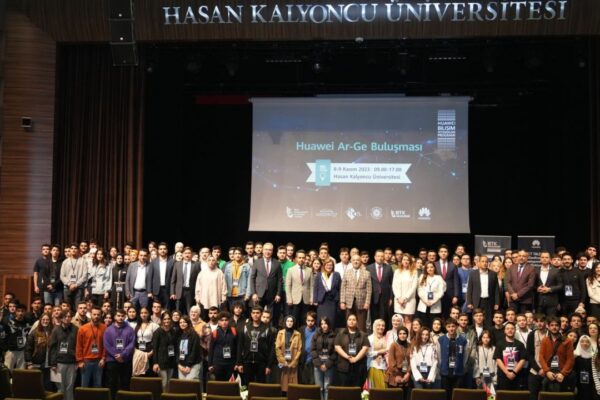 Huawei AR-GE Buluşması Gaziantep’te Düzenlendi