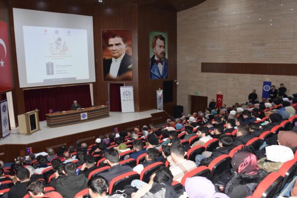 “Hz. Mevlana Ve İnsan” Konulu Konferans Düzenlendi