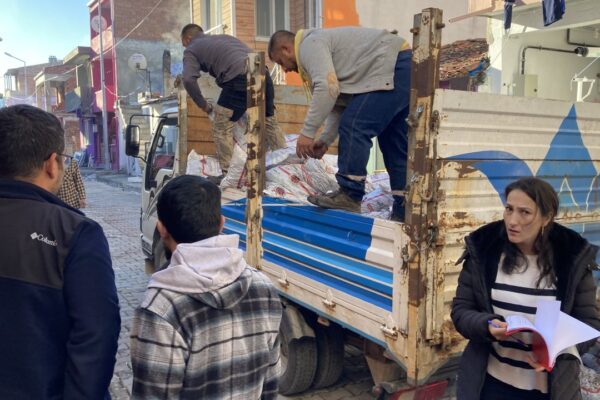 İhtiyaç Sahiplerine Kömür Dağıtımı Başladı