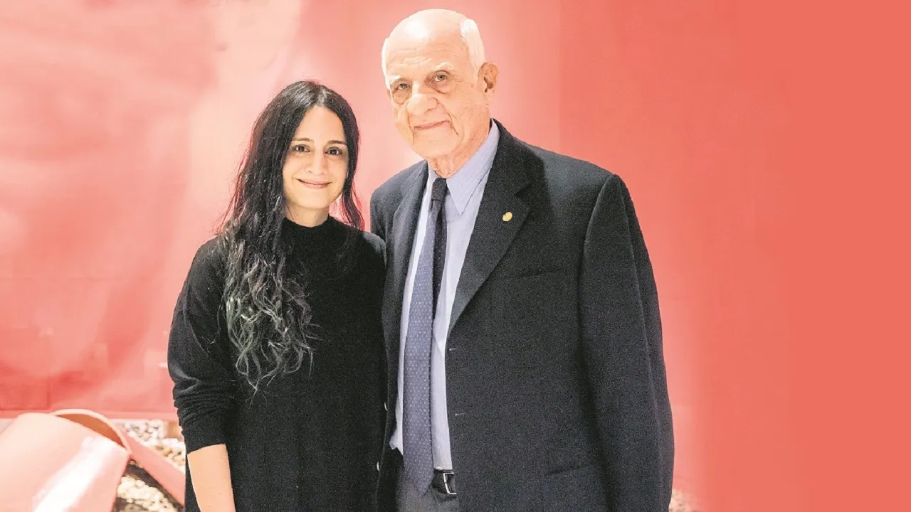 İnan kıraç kızı İpek kıraçı evlatlıktan reddetti